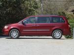 Chrysler Town & Country 2010 года